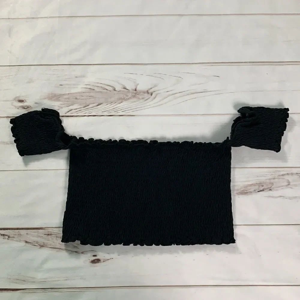 Zara Crop Top    - Picture 6 of 9